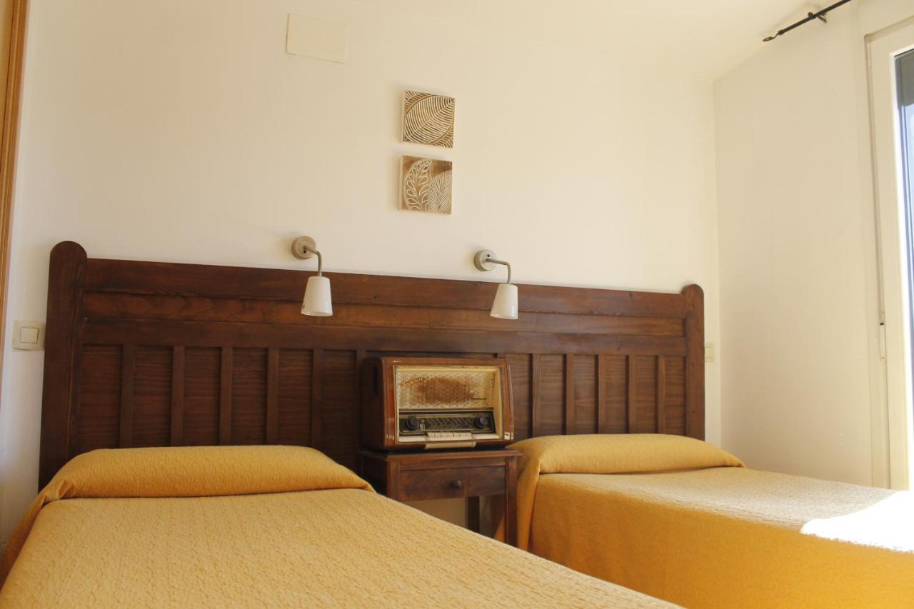 B&B Villarrubio - Hostal Restaurante Bustos - Bed and Breakfast Villarrubio