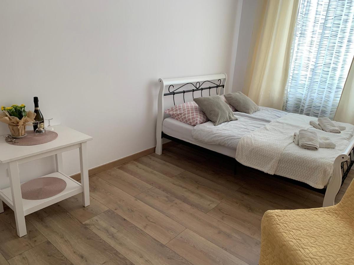 B&B Tarnowskie Góry - Sweet apartament - Bed and Breakfast Tarnowskie Góry