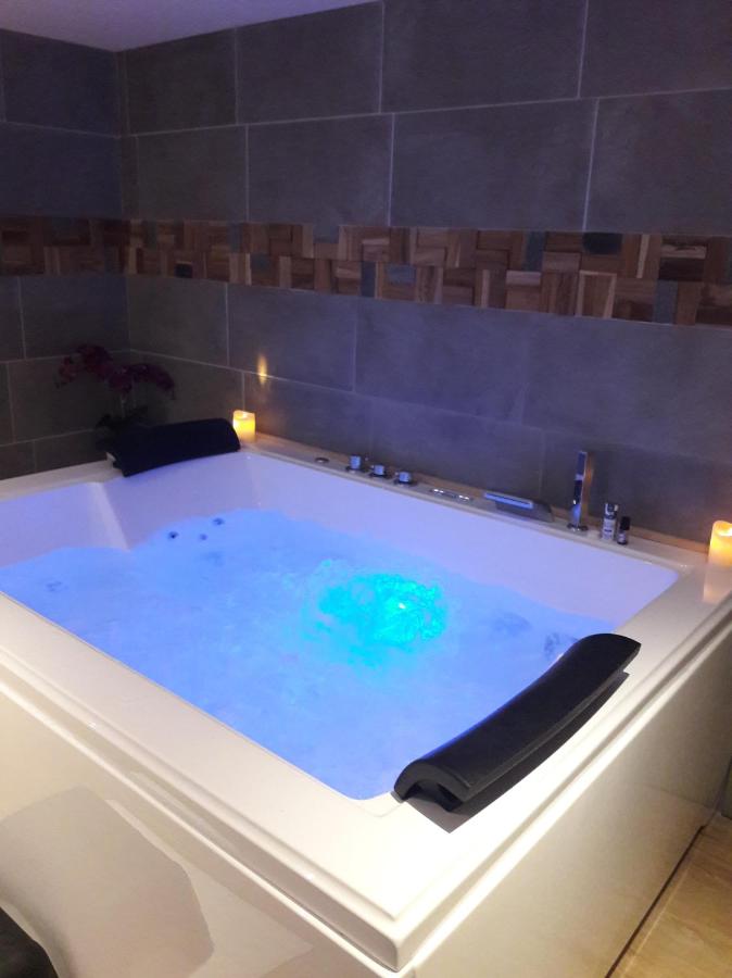 La Romance Normande gîte balnéo, massages, 2 pers. - B&B