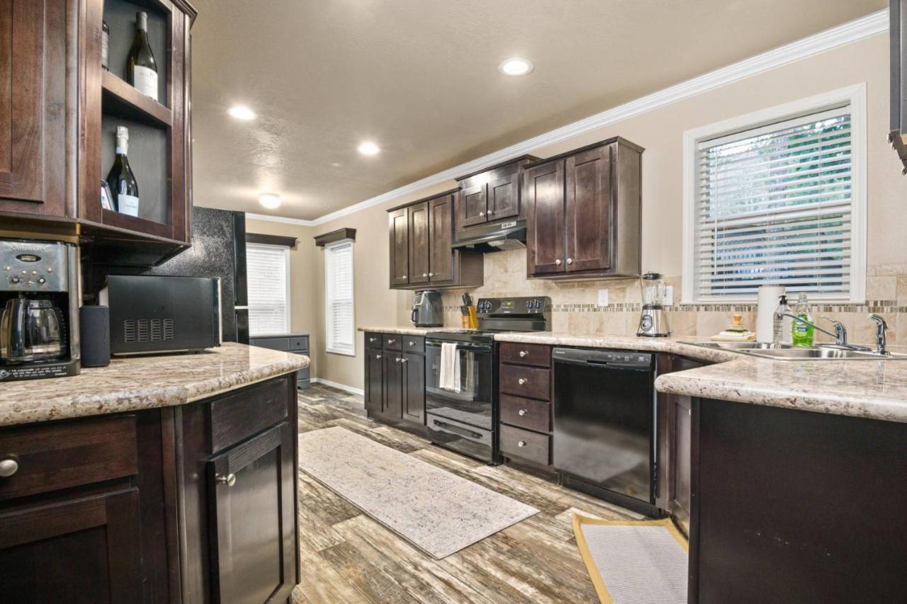 Wild Cascadia Retreat - Chambres d’hôtes Rhododendron