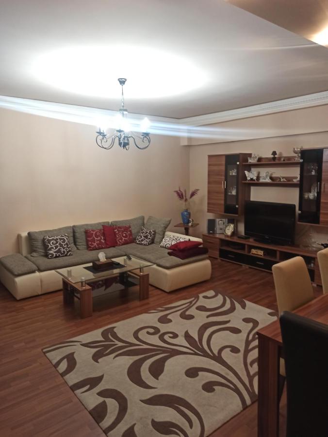 B&B Yerevan - Большая и очень красивая квартира рядом Российской школы, пешком до Монумента - Bed and Breakfast Yerevan