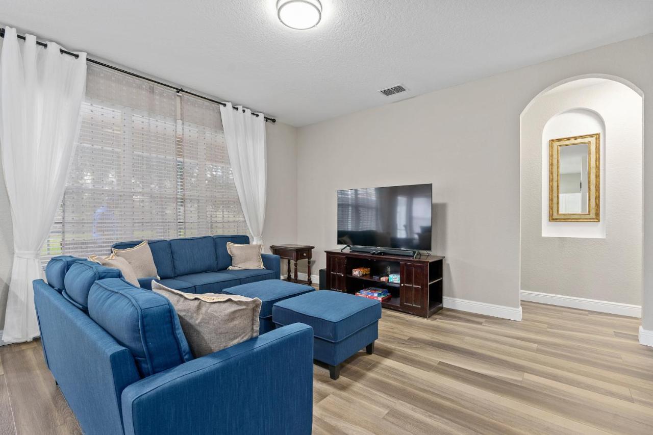 WindsorHills Villa Pool Resort Amenities Minutes to Disney - B&B Orlando