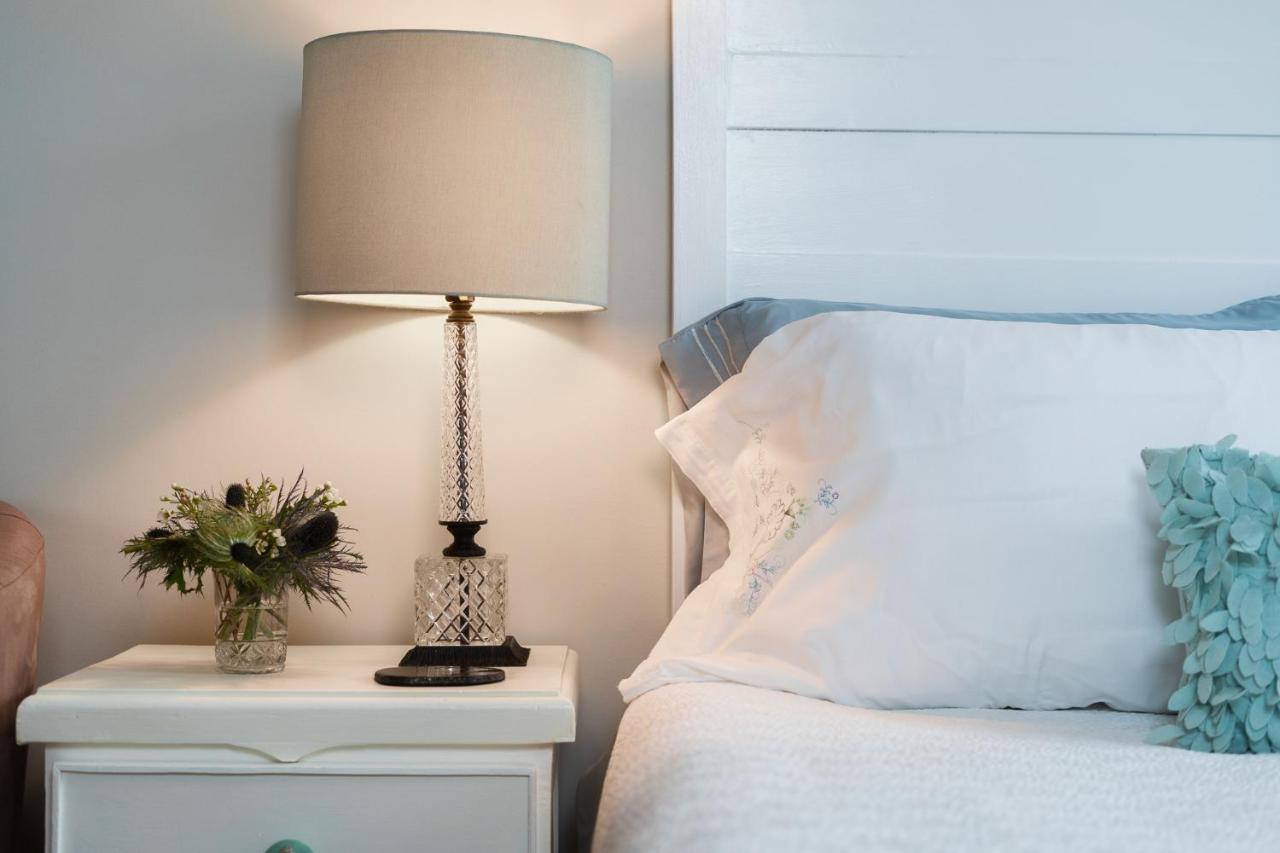 Deluxe Queen Suite