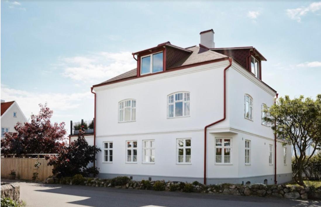 B&B Nyhamnsläge - Big and beautiful Villa in Nyhamnsläge - Bed and Breakfast Nyhamnsläge