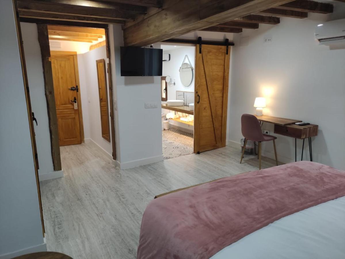 Großes Doppelzimmer