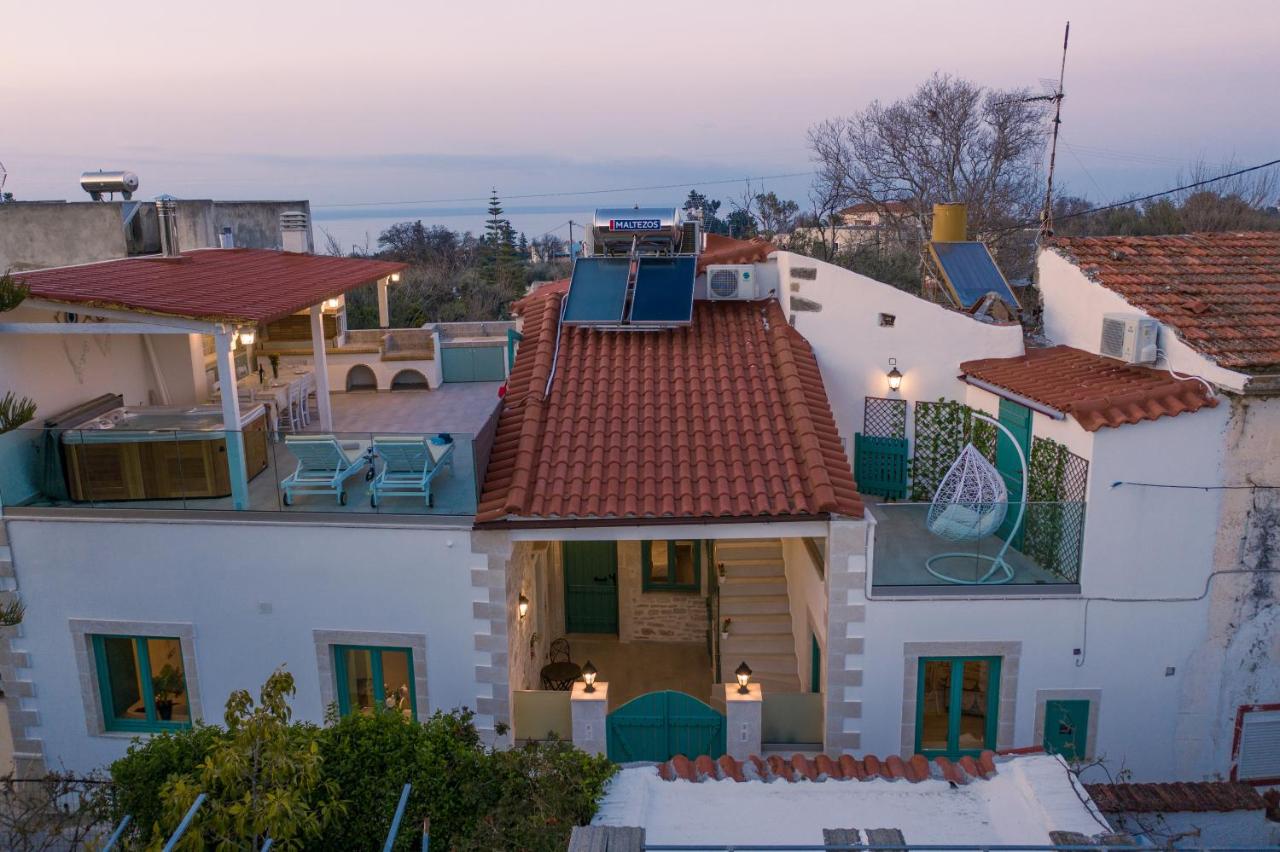 Cozy Secret Home with Jetted Tub - B&B Prinés