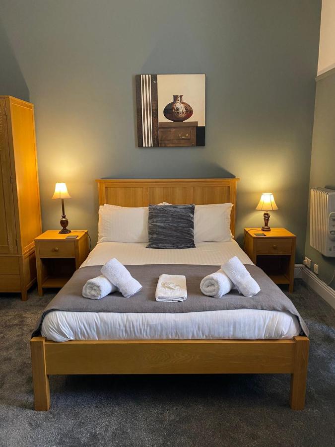 Familiekamer met Aparte Eigen Badkamer