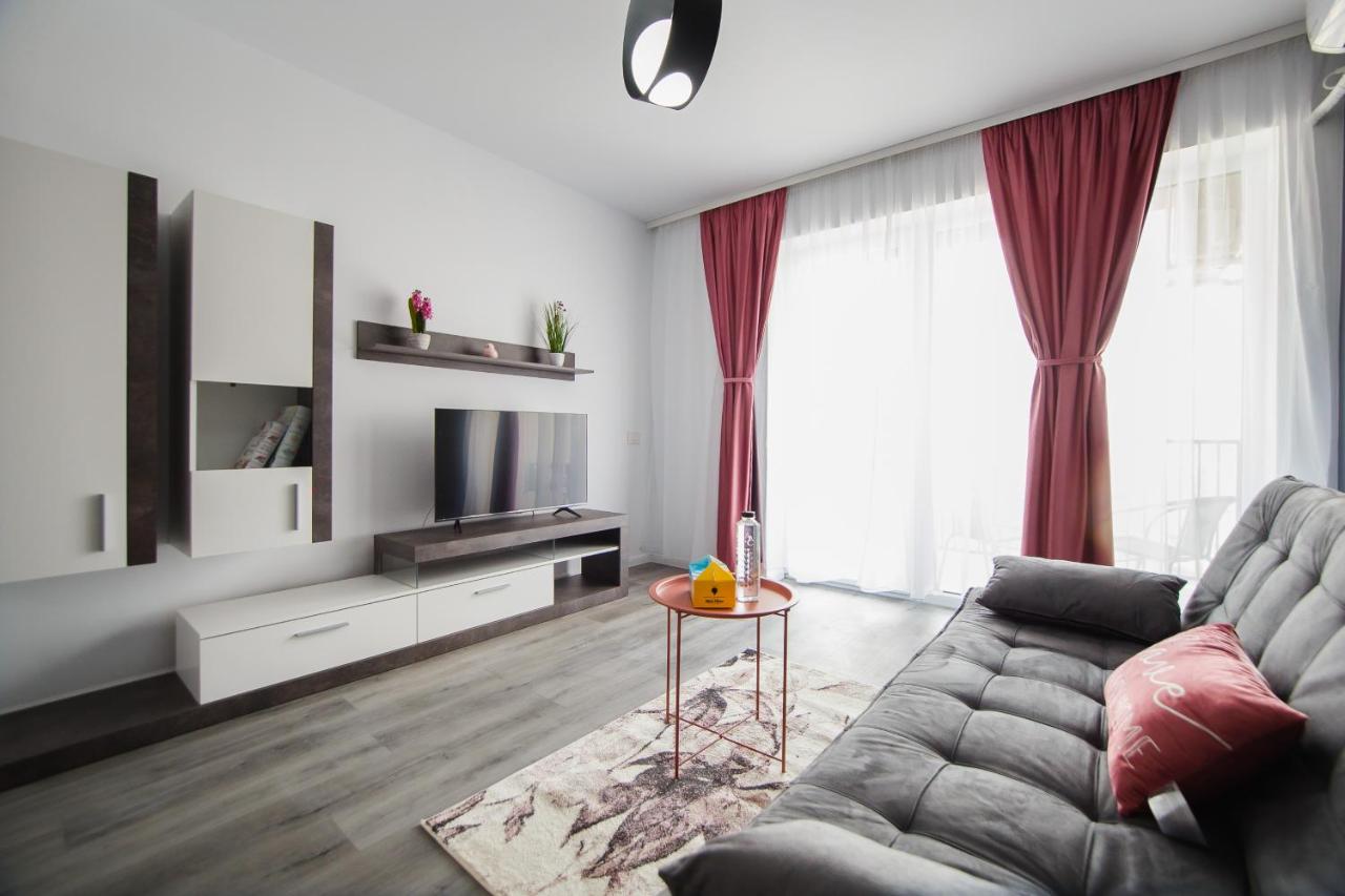 Trio Pink - Ferienwohnung Großwardein