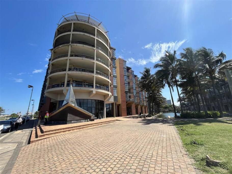 Durban Waterfront 2 bedroom apartment Loadshedding Free - B&B