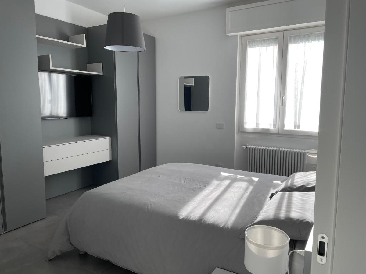 One-Bedroom Apartment - Double or Twin