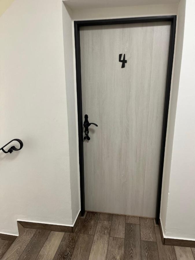 Vierbettzimmer mit eigenem Bad
