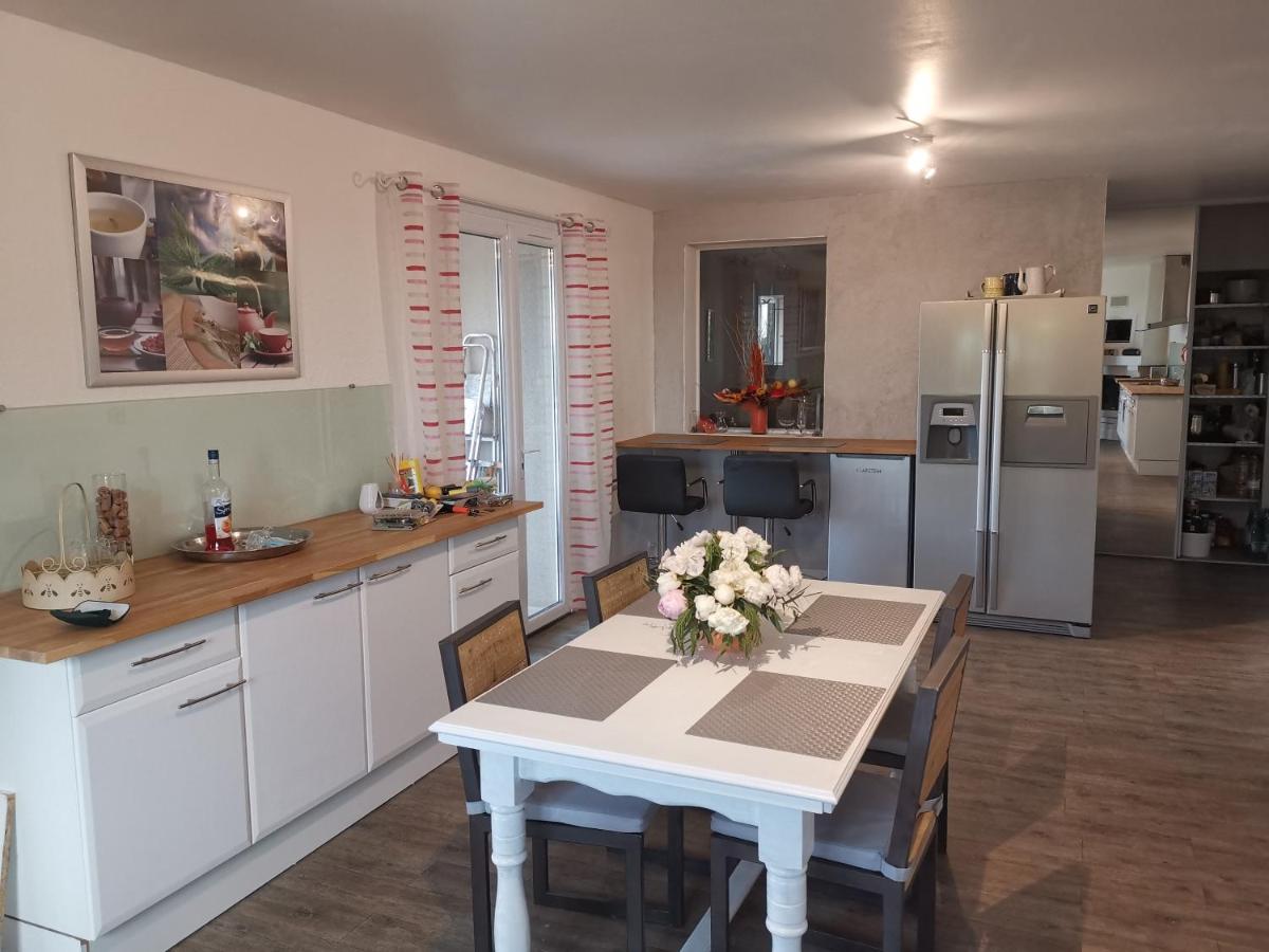 Villa climatisée avec vue panoramique et piscine sans vis à vis. - Ferienwohnung Vézénobres