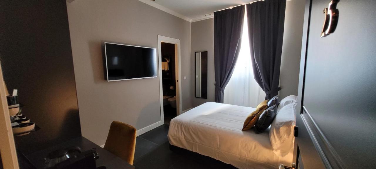 Deluxe Single Room