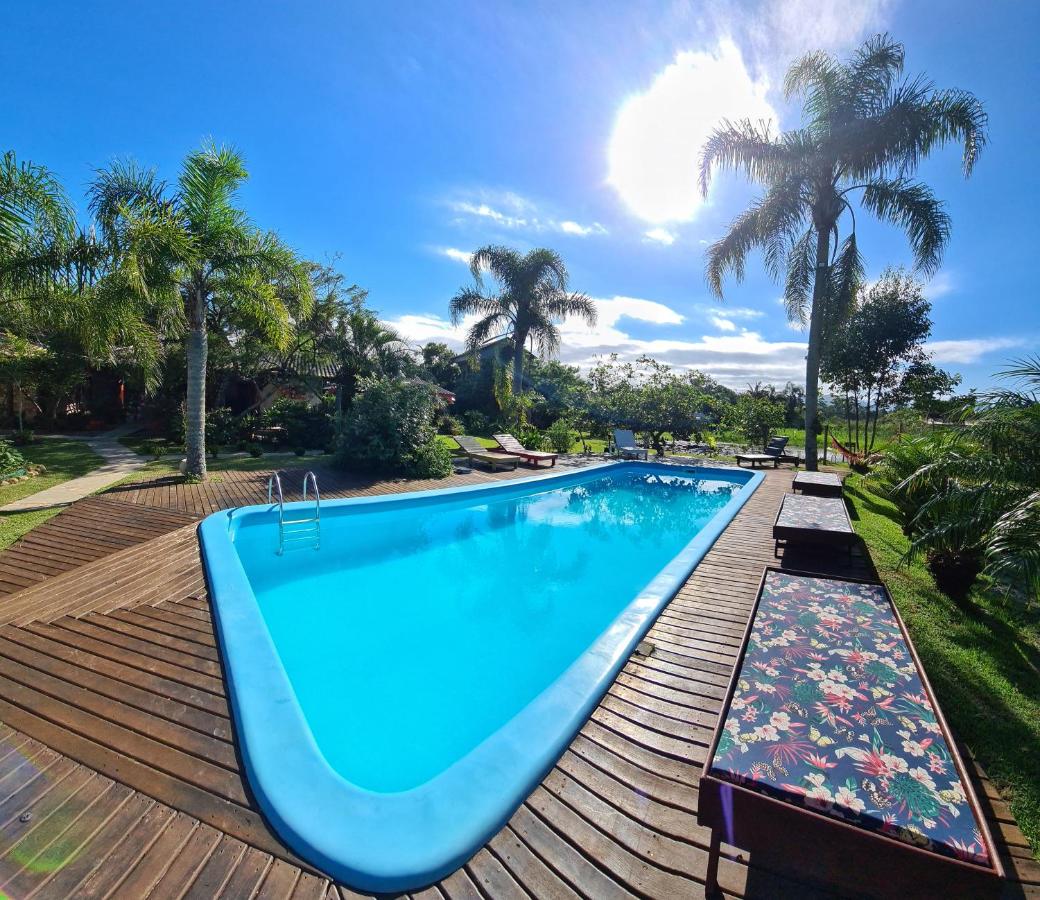 Pousada Areias do Embaú - B&B Guarda do Embaú