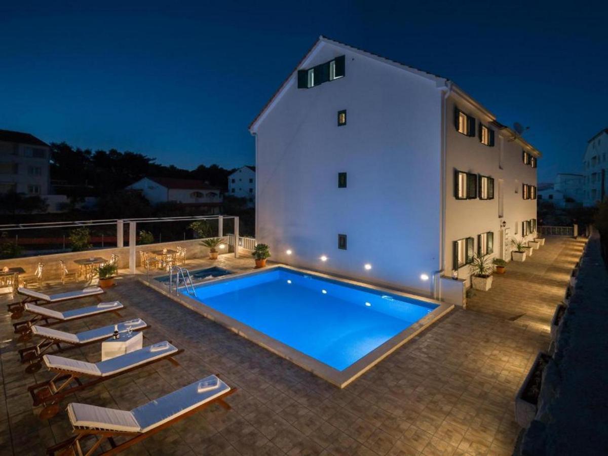 La Perla Apartments - B&B
