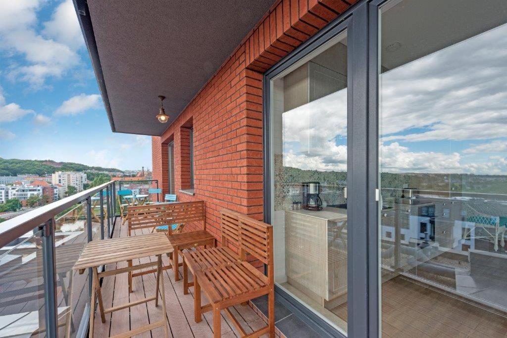 One-Bedroom Apartment - Chmielna 71/71b