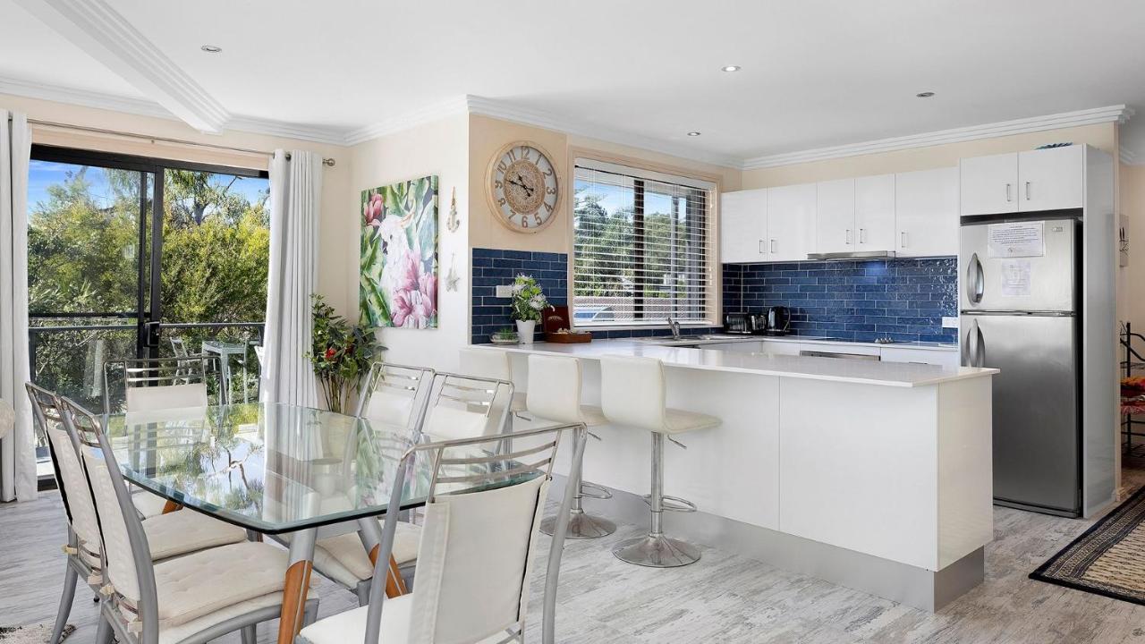 Karinya at Little Beach Upstairs - B&B Nelson Bay