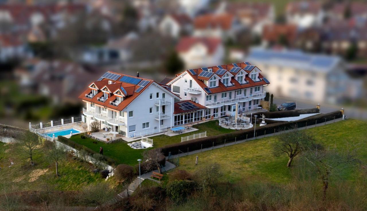 B&B Meersburg - Sporthotel Schönblick - Bed and Breakfast Meersburg