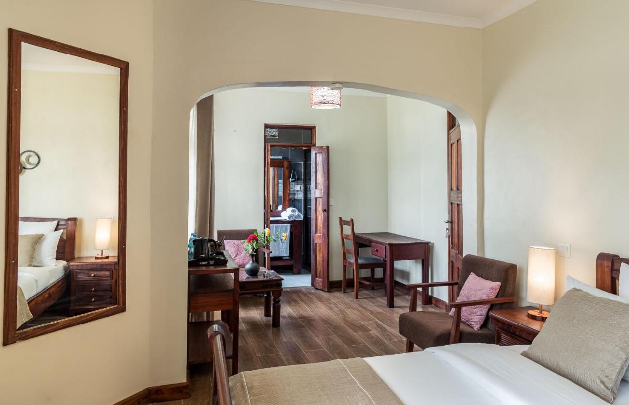 Large Double Room