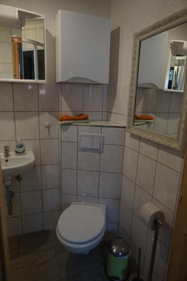 Tweepersoonskamer met 2 Aparte Bedden en een Terras