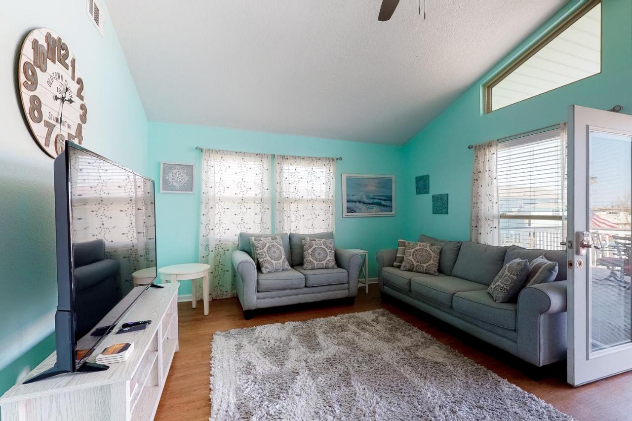 Sea Isle Hideaway - B&B Galveston