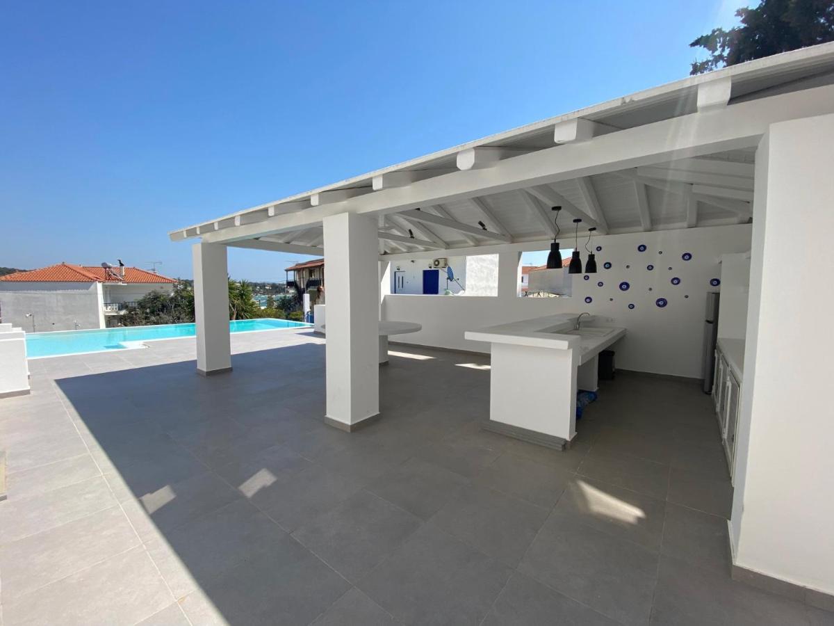 Portoheli Villa Downtown, Pool & Port view - B&B Pórto Chéli