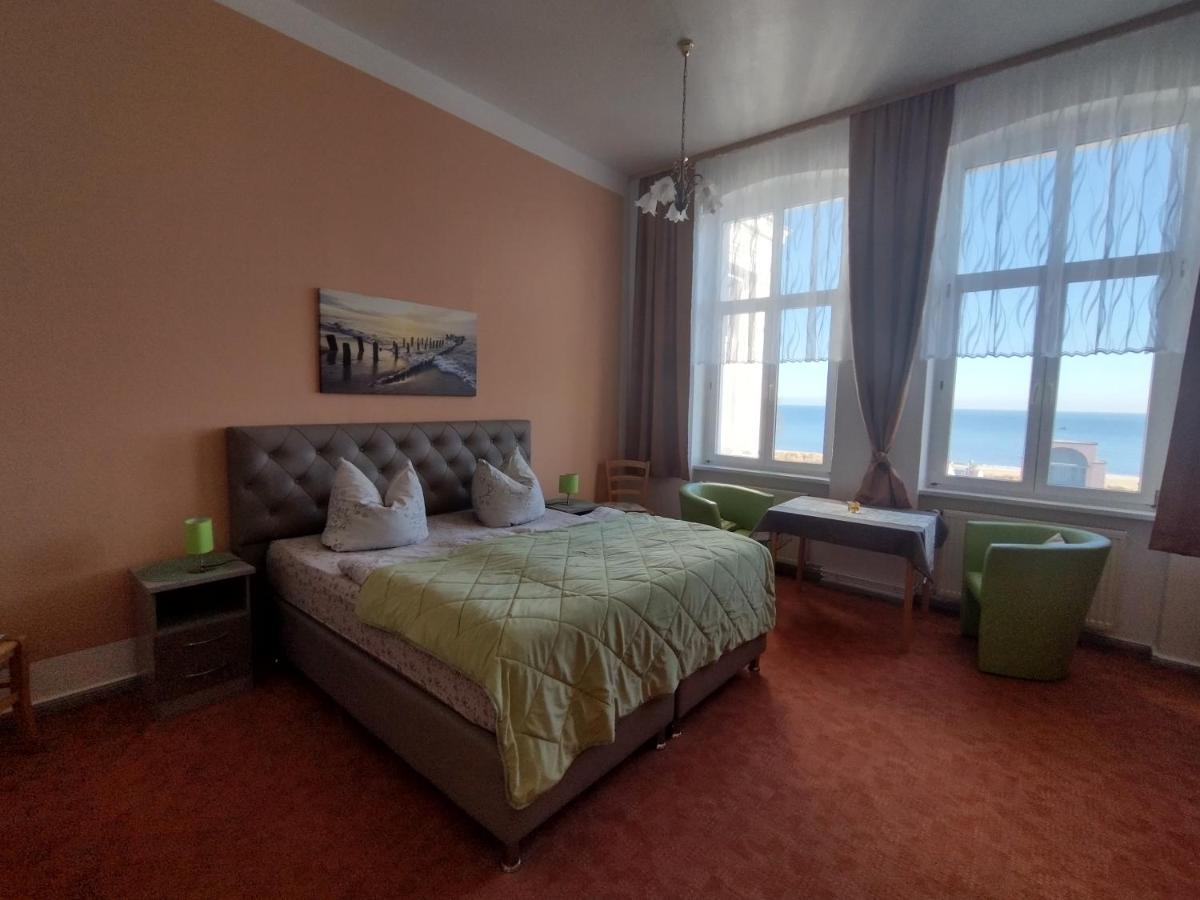 Apartment mit Meerblick