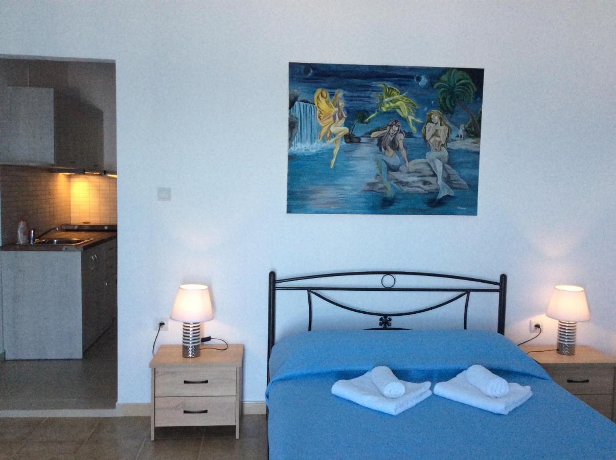 Studio Apartment with Sea View