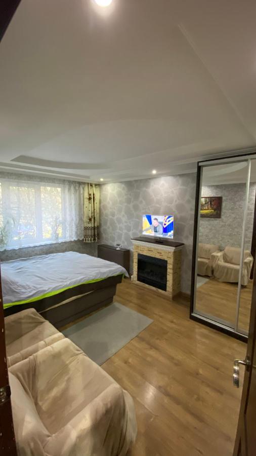 B&B Oezjhorod - Квартира на Проспекті - Bed and Breakfast Oezjhorod