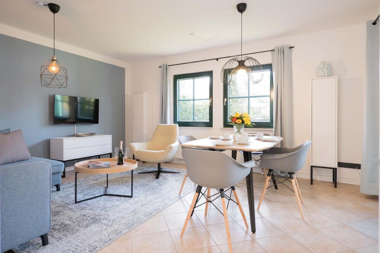 Ferienwohnung Lee Ost 2 1 - Bed and Breakfast