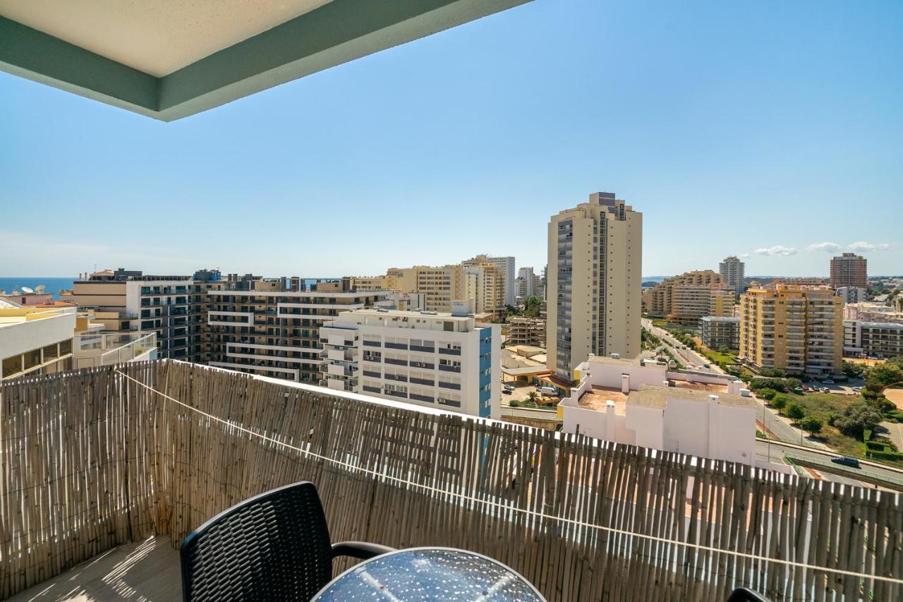 Apartamento com vista espetacular, ao lado da praia - B&B