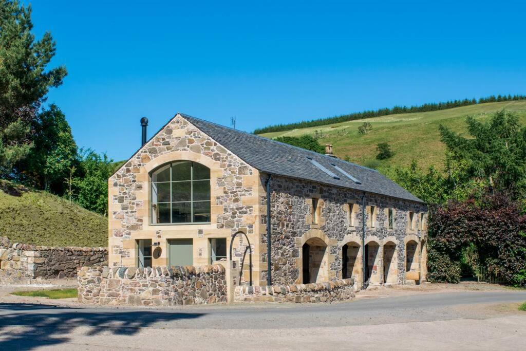 B&B Lindores - Woodmill Arches - Designer Barn Conversion for Two - Bed and Breakfast Lindores