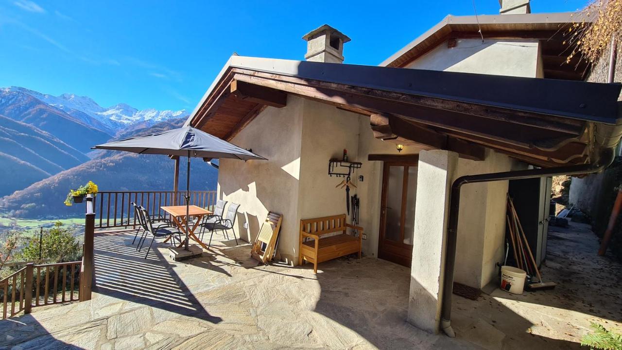 B&B Villar Pellice - Independent chalet with breathtaking view - Bed and Breakfast Villar Pellice