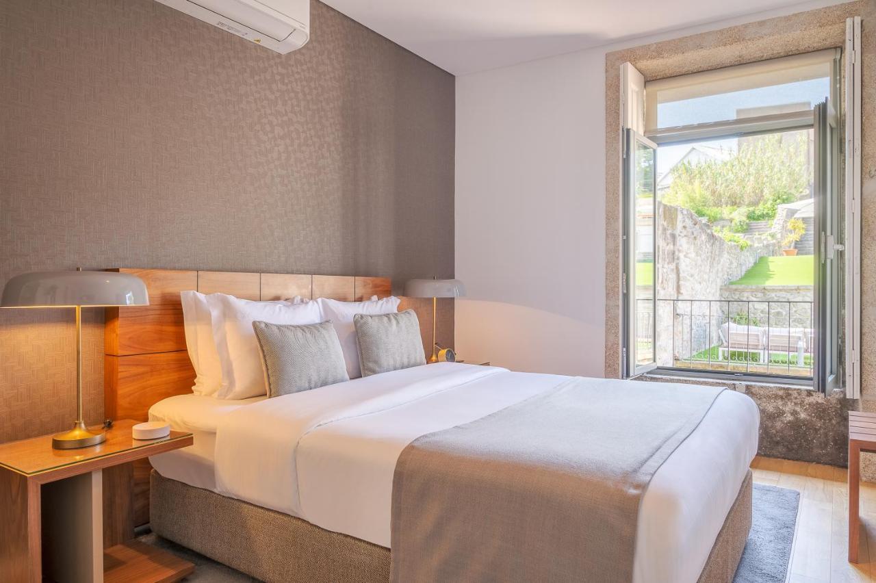 Appartamento Premium con Vista Strada e Piscina