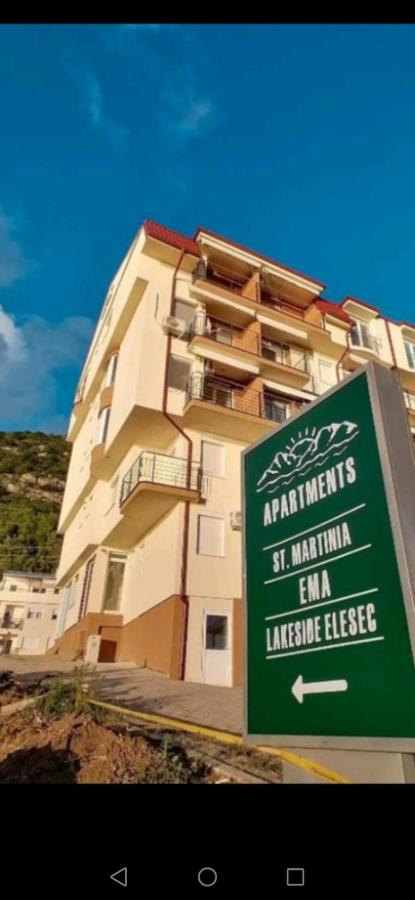 Apartments Lakeside Elesec - Chambres d’hôtes
