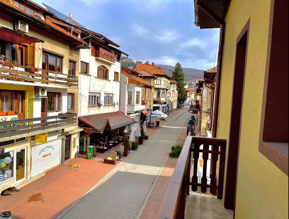 Апартаменти за гости ,,Friends" - Chambres d’hôtes Teteven