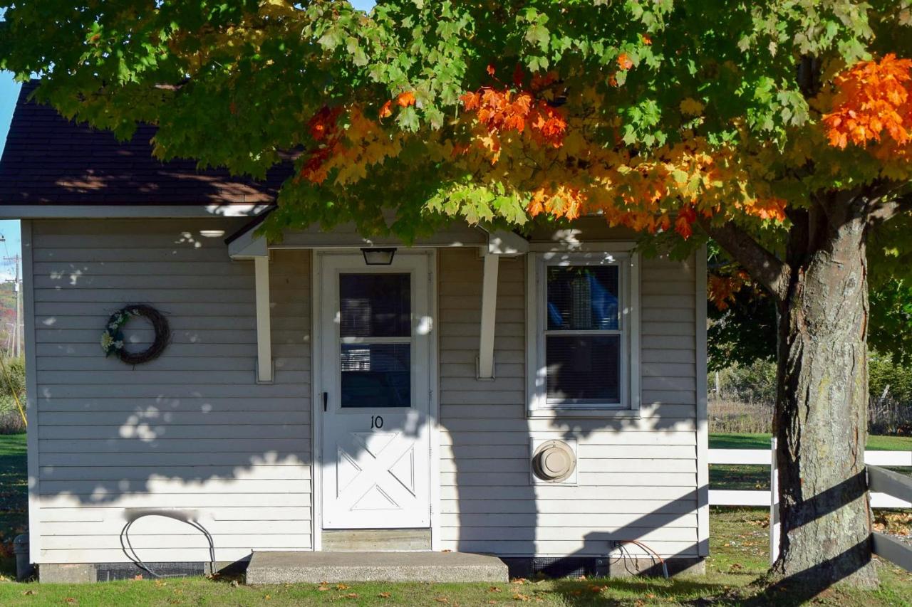 One-Bedroom Cottage