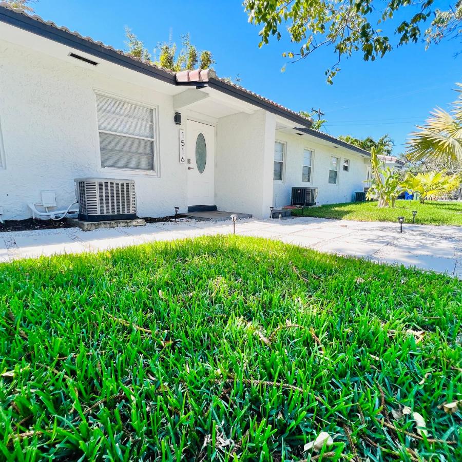 CocoBay 2BR Condos Near Beach, Galleria Mall, Wilton Manors, Cruise Port - B&B
