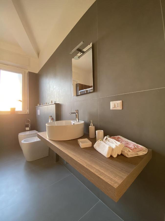 Standard Double Room with Shared Bathroom