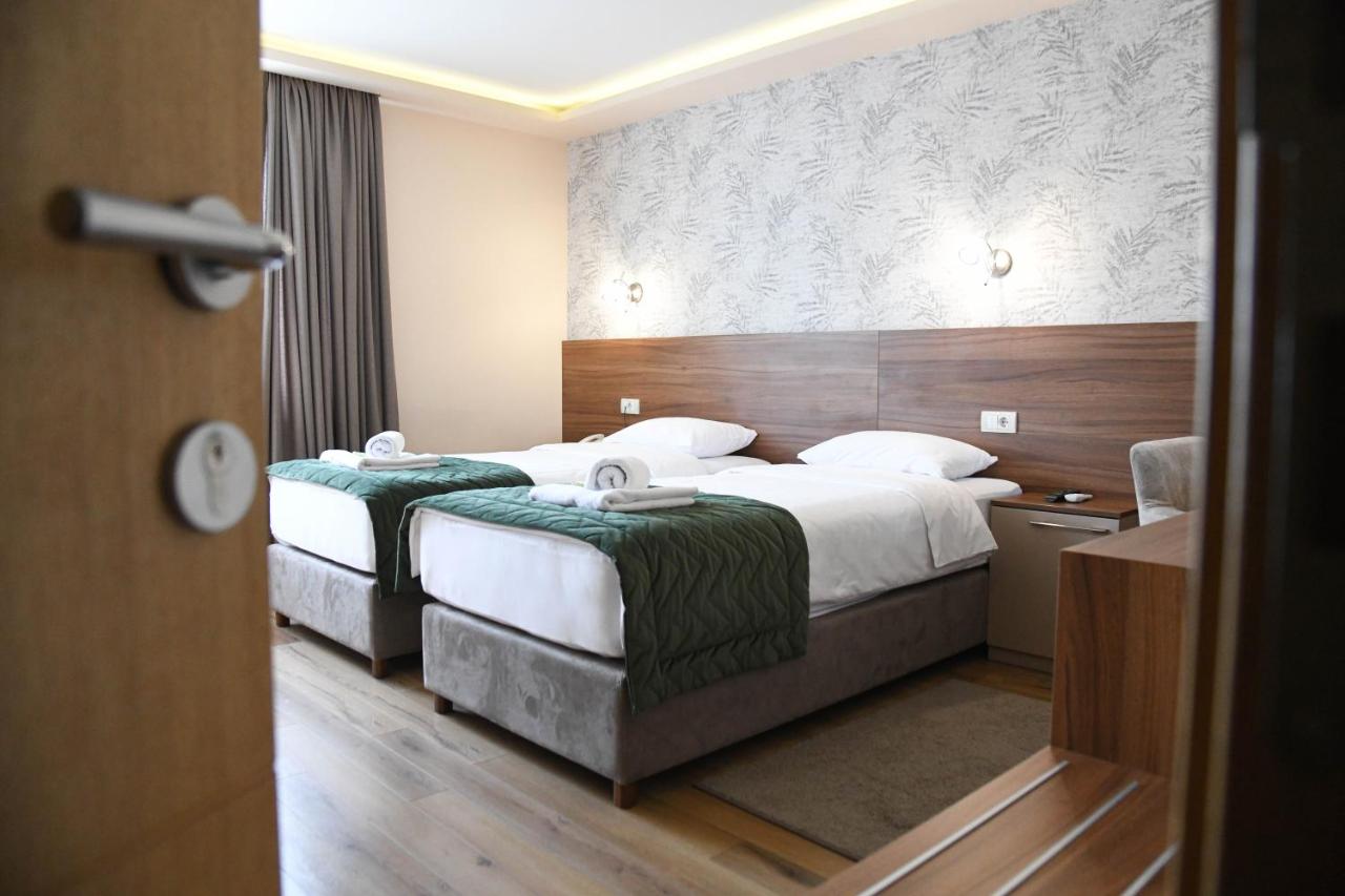 B&B Novi Sad - Hotel Garden - Bed and Breakfast Novi Sad