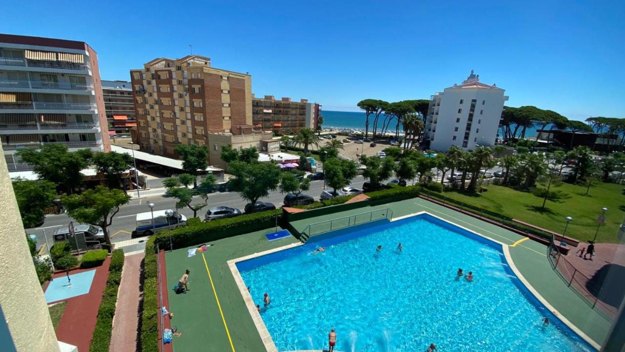 Homing La Pineda 117 - B&B La Pineda