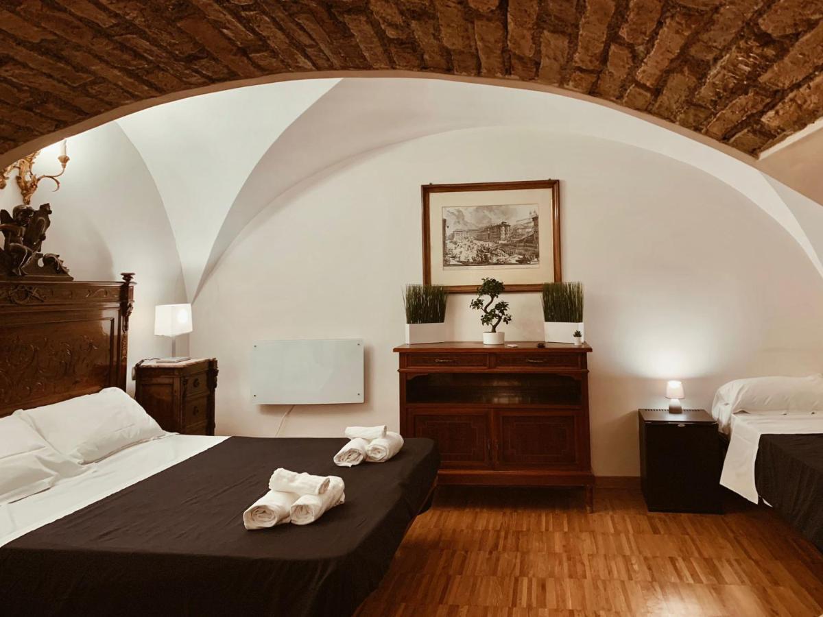 Residenza Tritone Luxury Apartment Trevi Fountain - Bed and Breakfast Rome