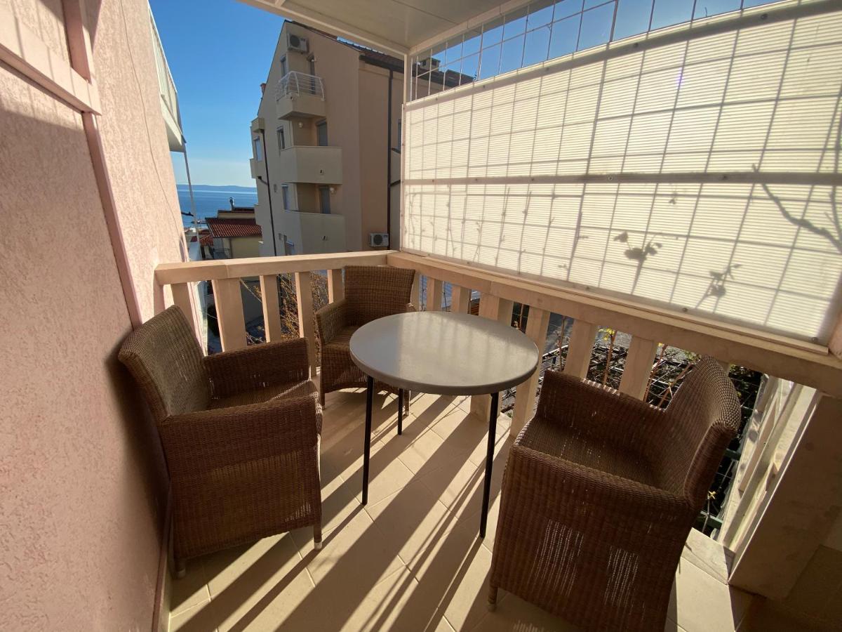 Apartamento de 1 dormitorio con terraza