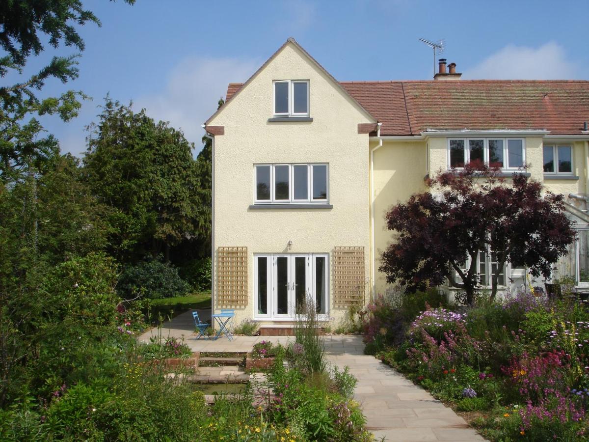 B&B Budleigh Salterton - The Lawns B & B - Bed and Breakfast Budleigh Salterton