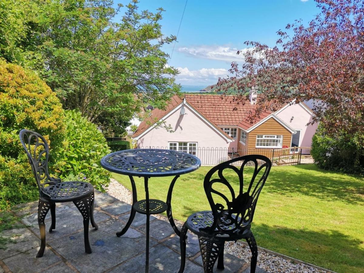 B&B Porlock - Spacious family & dog friendly home from home with sea views and private garden - Bed and Breakfast Porlock