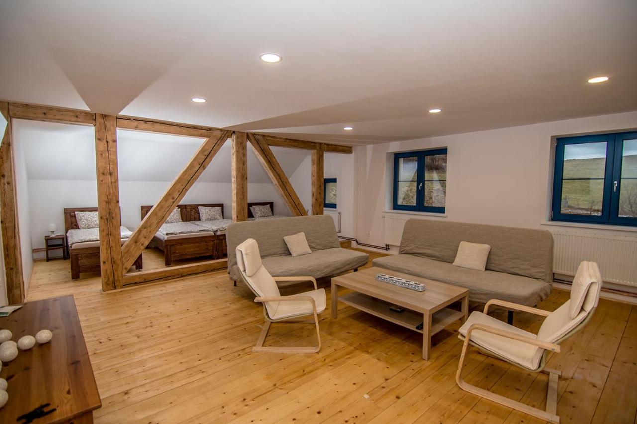 Apartment with Garden View