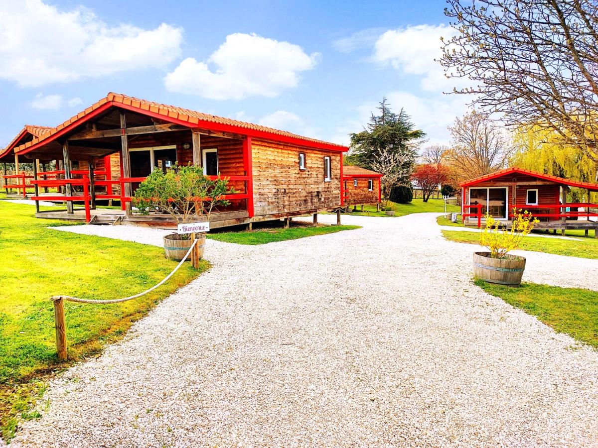 LES CHALETS DE SANCERRE - Bed and Breakfast