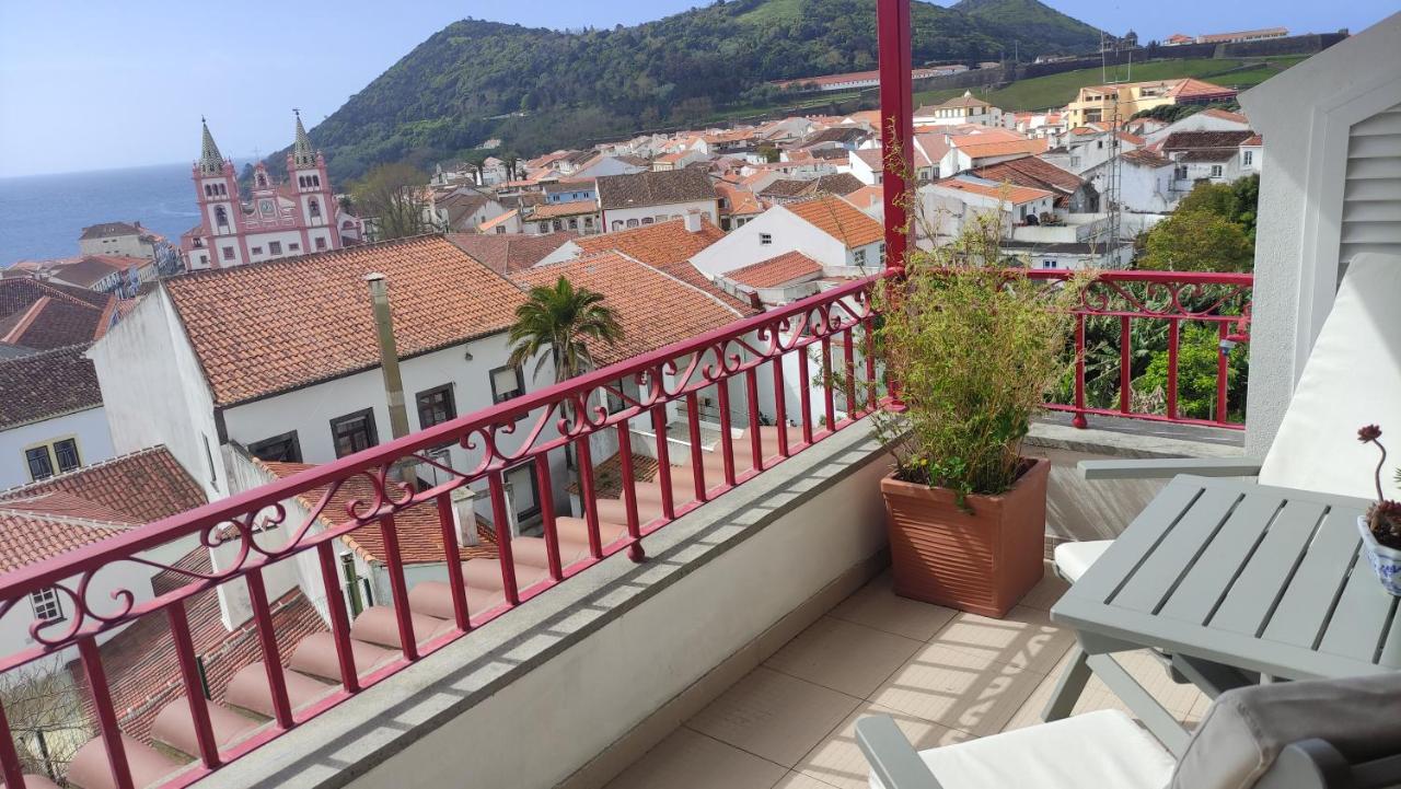 Telhados d'Angra AL - Bed and Breakfast