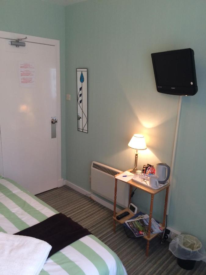 Eenpersoonskamer met Gedeelde Badkamer