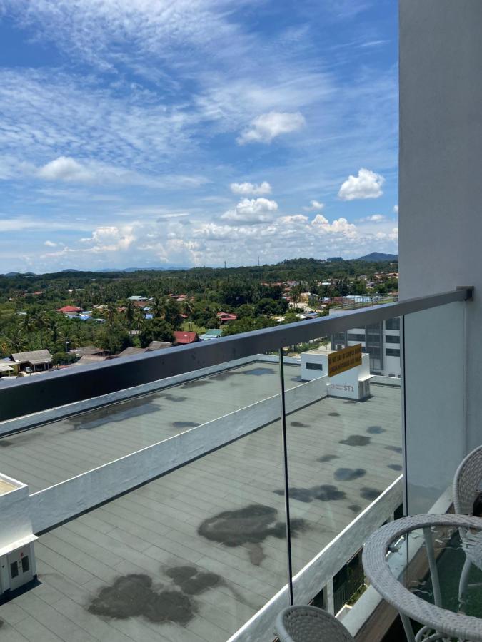 De Lavelle Suites @ Timur Bay SeaFront Residence - B&B